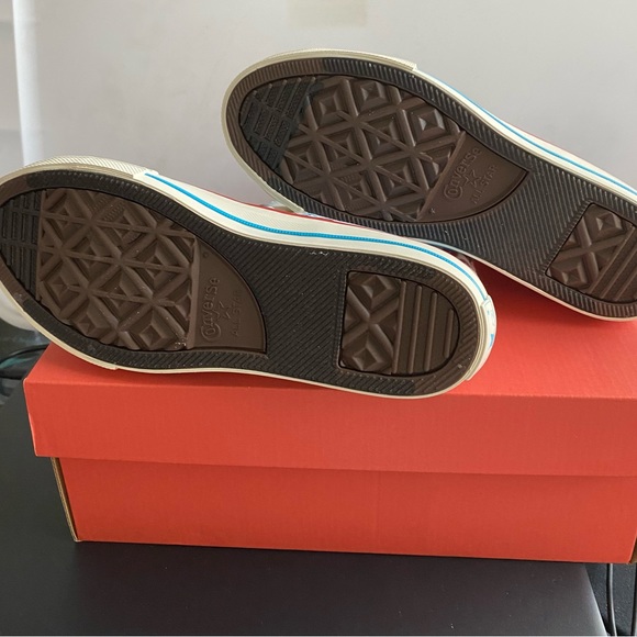 Converse Kids’ Chucks - Picture 6 of 6